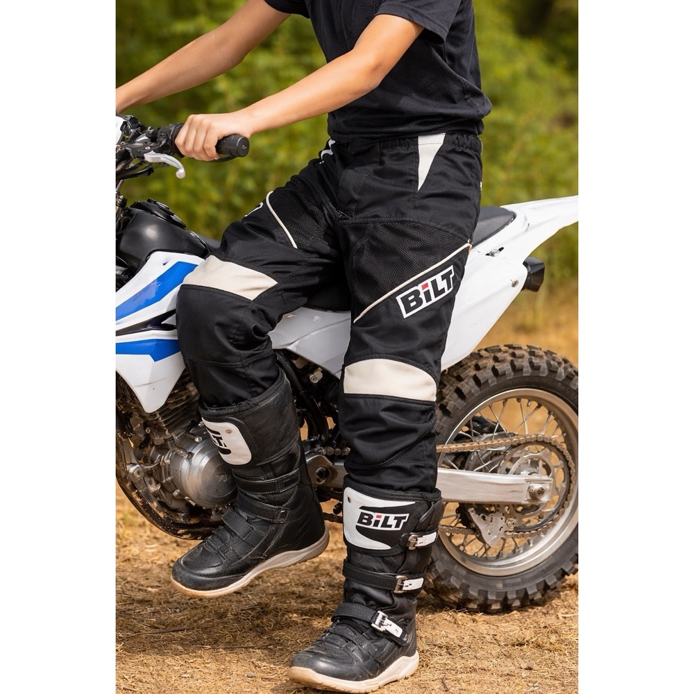 Bilt Motocross Pants Boys Kids Size 26Y Motorcycle Riding Dirt Bike Black White